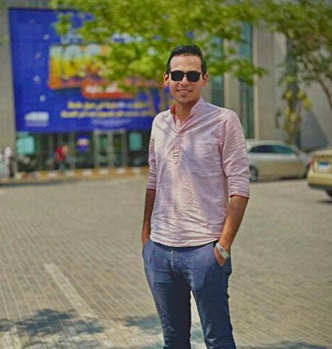Dr Amr Amosayer